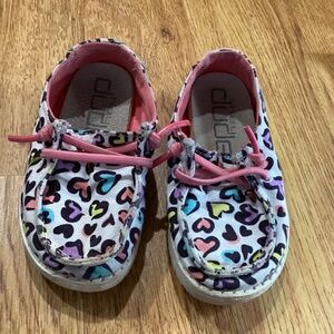 HEYDUDES heart toddler size:6